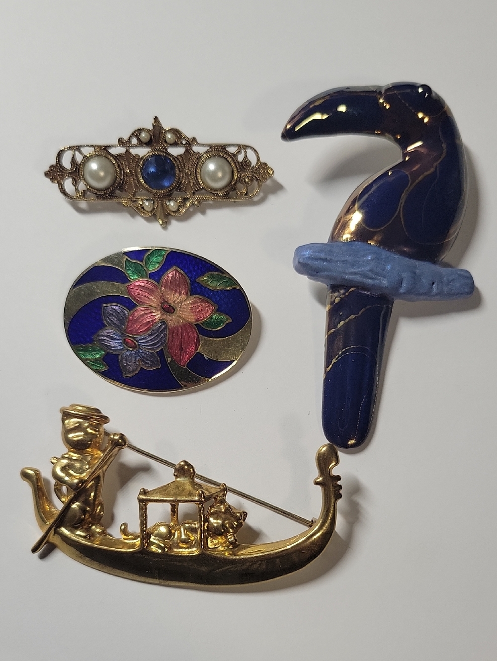 Vintage-Inspired Blue Enamel Bird Brooch - Unbranded